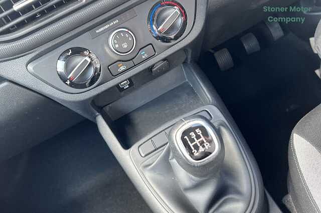 Hyundai i10 1.2 MPi SE Connect 5dr