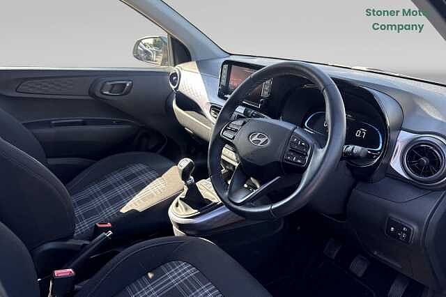 Hyundai i10 1.2 [79] Premium 5dr [Nav]