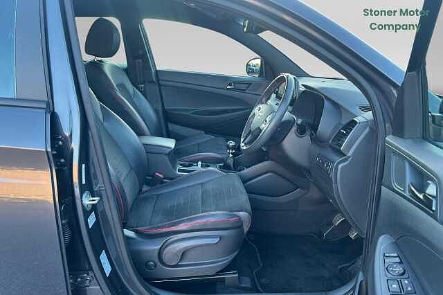 Hyundai TUCSON 1.6 CRDi 48V MHD 136 N Line 5dr 2WD Grey