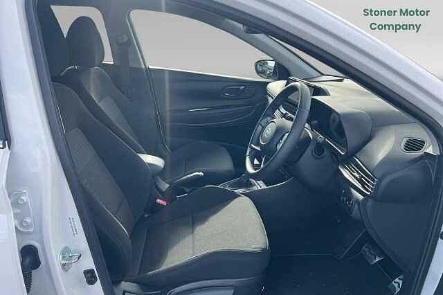 Hyundai BAYON 1.0 TGDi [90] Tech Line 5dr DCT White
