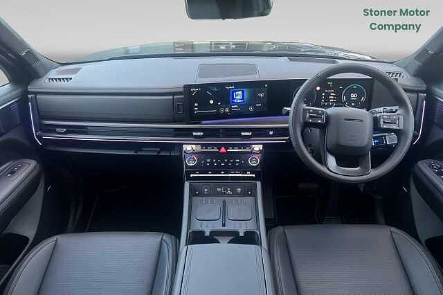 Hyundai SANTA FE 1.6 TGDi 239 Hybrid Calligraphy 5dr 4WD Auto Black