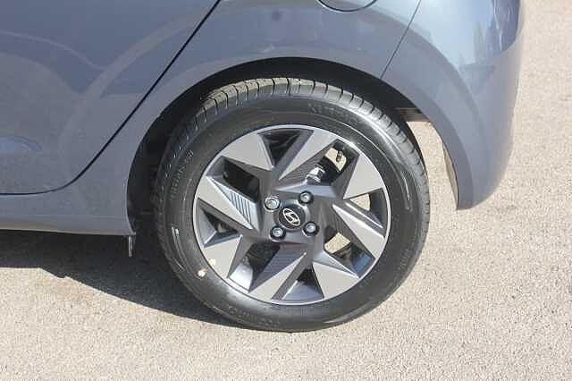 Hyundai i10 1.0 [63] Advance 5dr Auto [Nav]