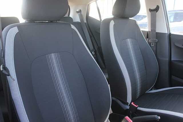 Hyundai i10 1.0 [63] Advance 5dr Auto [Nav]