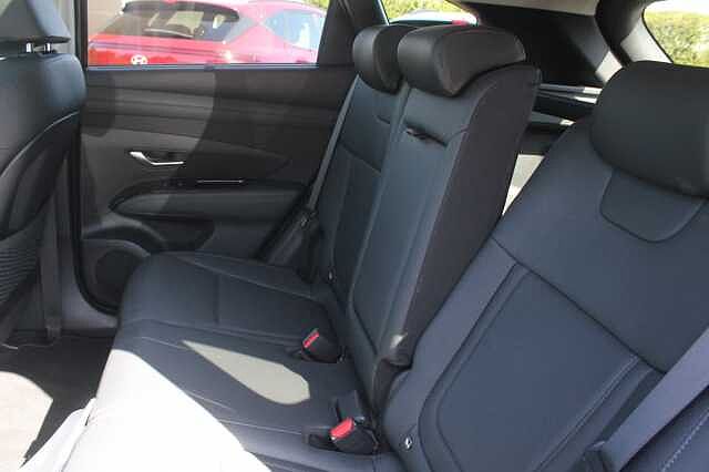 Hyundai TUCSON 1.6T Plug-in Hybrid Ultimate 5dr Auto Ecotronic Grey