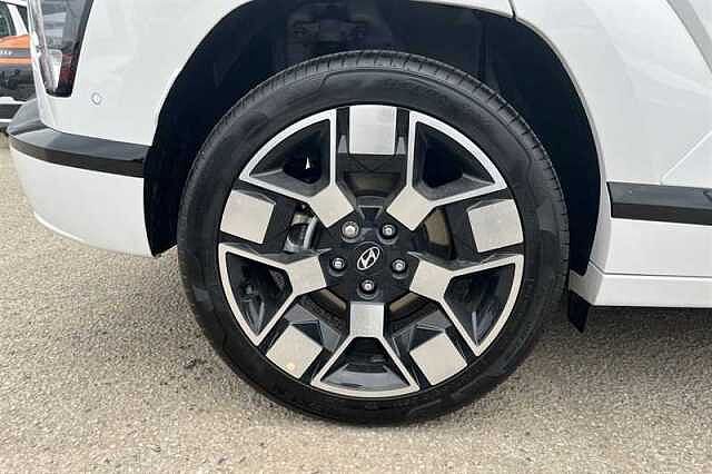 Hyundai KONA 65.4kWh Ultimate SUV 5dr Electric Auto (218 ps) White