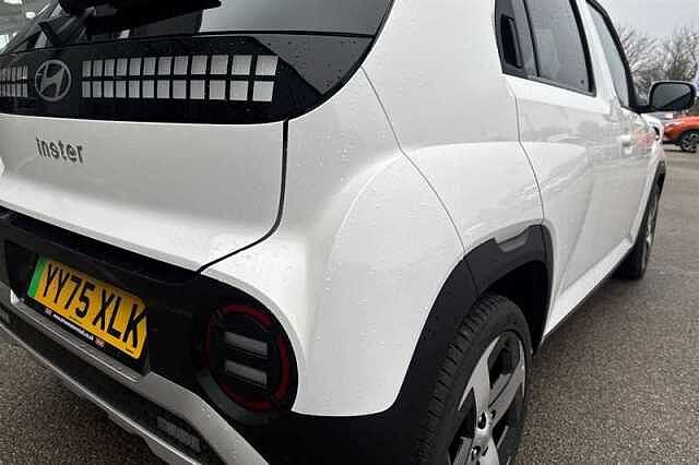 Hyundai INSTER Long Range 49kWh 02 SUV 5dr Electric Auto (115 ps)