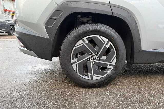 Hyundai TUCSON 1.6 T-GDi Advance SUV 5dr Petrol DCT Euro 6 (s/s) (150 ps) Silver