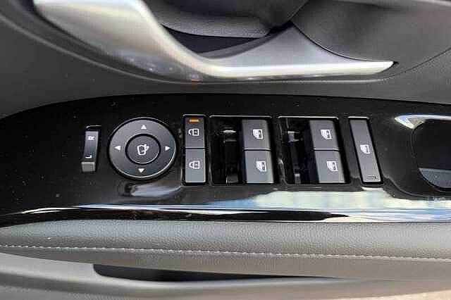 Hyundai TUCSON 1.6 T-GDi Advance SUV 5dr Petrol DCT Euro 6 (s/s) (150 ps) Silver