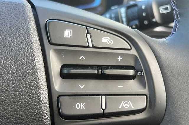 Hyundai I10 1.2 Premium Hatchback 5dr Petrol Auto Euro 6 (s/s) (79 ps)