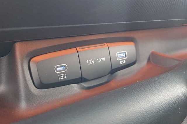 Hyundai INSTER Long Range 49kWh 02 SUV 5dr Electric Auto (115 ps)