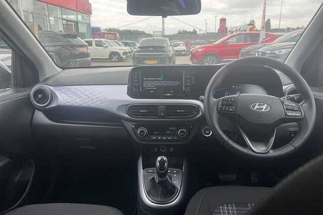 Hyundai I10 1.2 Premium Hatchback 5dr Petrol Auto Euro 6 (s/s) (79 ps)