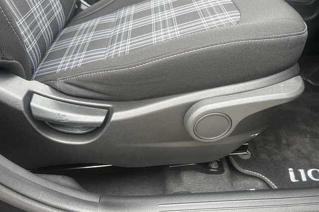 Hyundai I10 1.2 Premium Hatchback 5dr Petrol Auto Euro 6 (s/s) (79 ps)