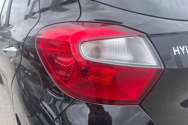 Hyundai I10 1.2 Premium Hatchback 5dr Petrol Auto Euro 6 (s/s) (79 ps)