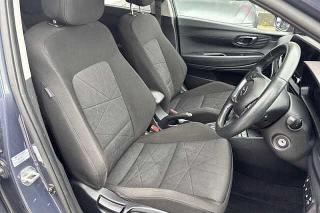 Hyundai BAYON 1.0 T-GDi MHEV Premium SUV 5dr Petrol Hybrid DCT Euro 6 (s/s) (100 ps)