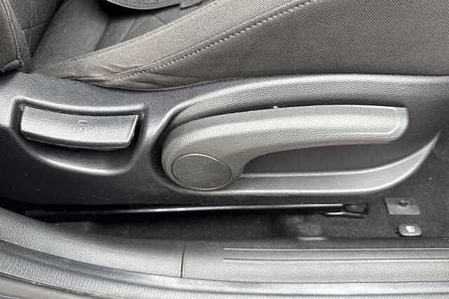 Hyundai BAYON 1.0 T-GDi MHEV Premium SUV 5dr Petrol Hybrid DCT Euro 6 (s/s) (100 ps)