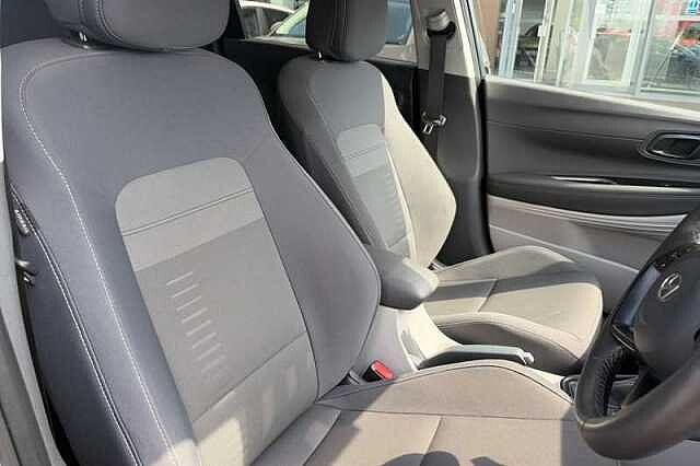 Hyundai BAYON 1.0 T-GDi Ultimate SUV 5dr Petrol DCT Euro 6 (s/s) (100 ps)
