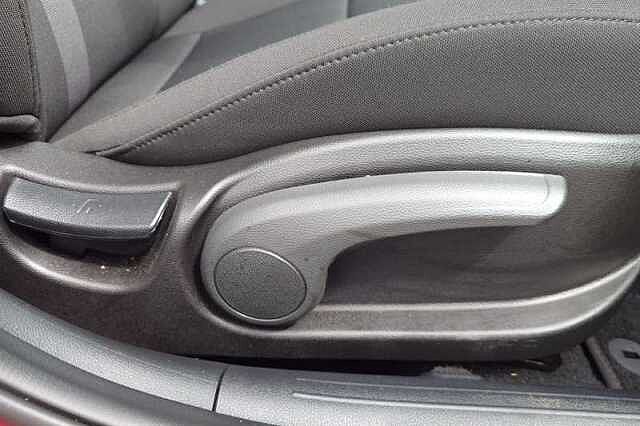 Hyundai I20 1.0 T-GDi Black Line Hatchback 5dr Petrol Manual Euro 6 (s/s) (90 ps)
