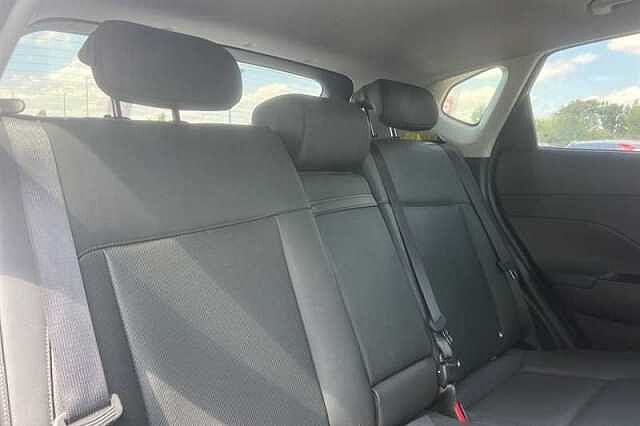 Hyundai KONA 1.6 h-GDi Ultimate SUV 5dr Petrol Hybrid DCT Euro 6 (s/s) (129 ps)