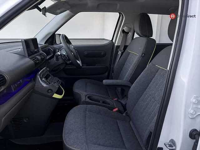 Hyundai INSTER Long Range 49kWh Cross SUV 5dr Electric Auto (115 ps)