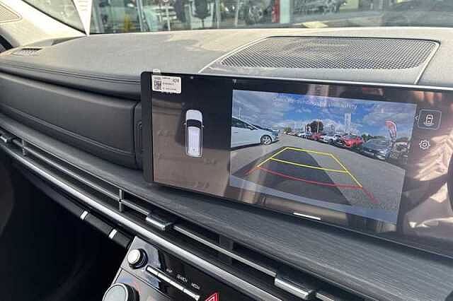 Hyundai SANTA FE 1.6 T-GDi 13.8kWh Premium SUV 5dr Petrol Plug-in Hybrid Auto 4WD Euro 6 (s/s) (7 White