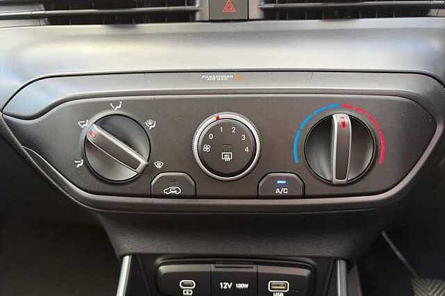 Hyundai I20 1.0 T-GDi Black Line Hatchback 5dr Petrol Manual Euro 6 (s/s) (90 ps)