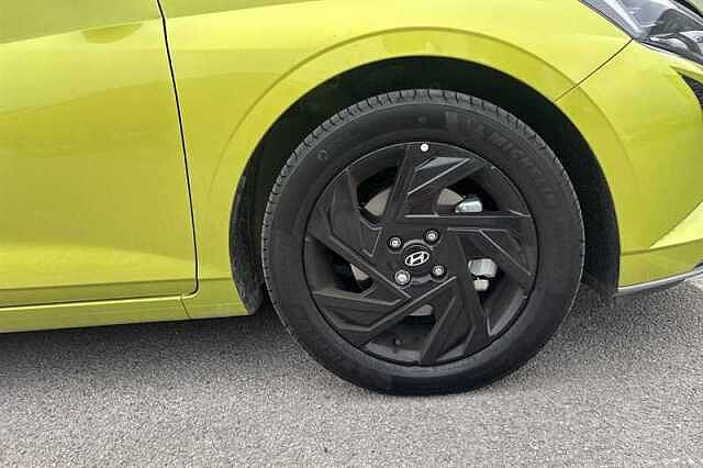 Hyundai I20 1.0 T-GDi Black Line Hatchback 5dr Petrol Manual Euro 6 (s/s) (90 ps) Green