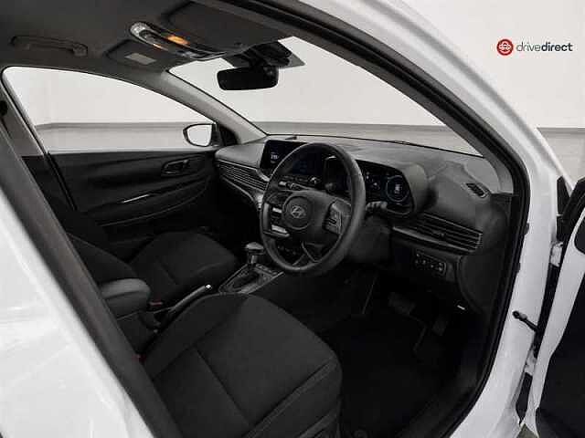 Hyundai I20 1.0 T-GDi Tech Line Hatchback 5dr Petrol DCT Euro 6 (s/s) (90 ps) White