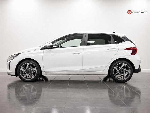 Hyundai I20 1.0 T-GDi Tech Line Hatchback 5dr Petrol DCT Euro 6 (s/s) (90 ps) White