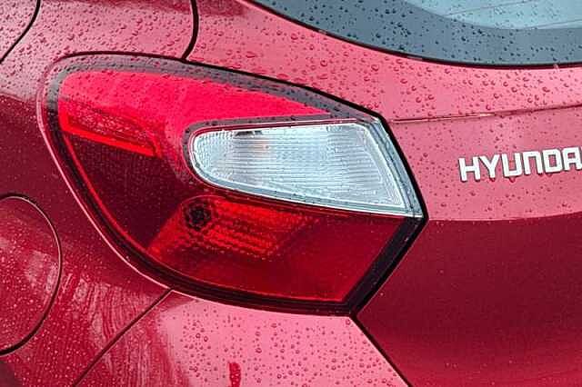 Hyundai i10 1.0 Advance Hatchback 5dr Petrol Auto Euro 6 (s/s) (63 ps)