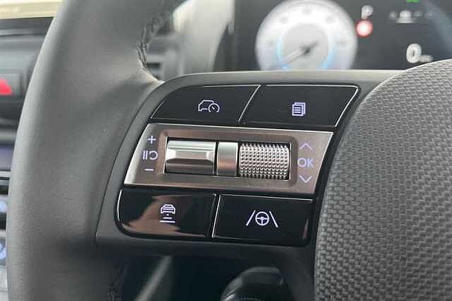 Hyundai INSTER Long Range 49kWh 02 SUV 5dr Electric Auto (115 ps) White