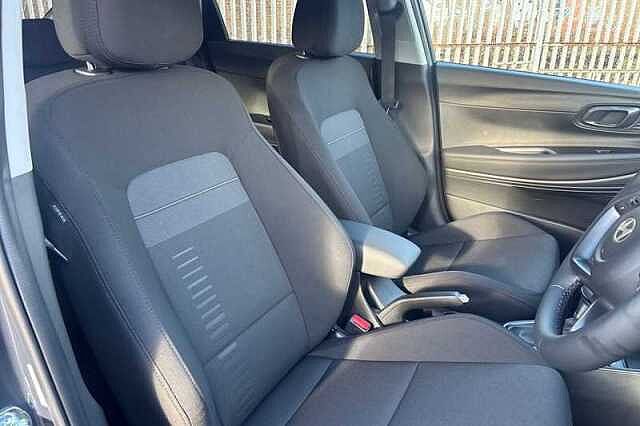 Hyundai BAYON 1.0 T-GDi Tech Line SUV 5dr Petrol DCT Euro 6 (s/s) (90 ps)
