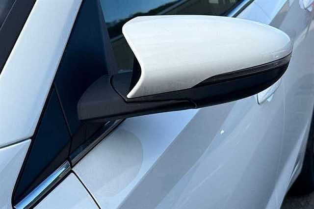 Hyundai I20 1.0 T-GDi Ultimate Hatchback 5dr Petrol Manual Euro 6 (s/s) (100 ps) White