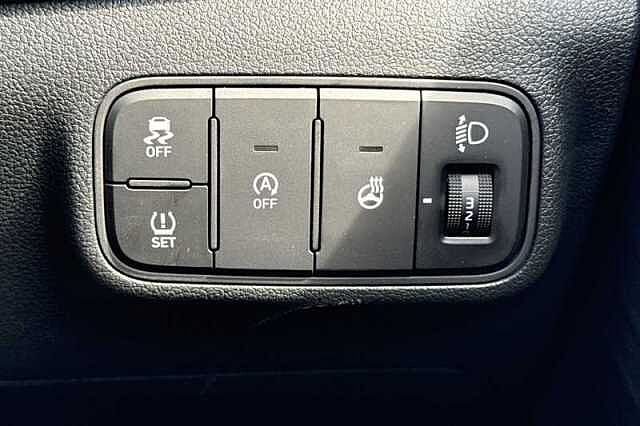 Hyundai I20 1.0 T-GDi Tech Line Hatchback 5dr Petrol DCT Euro 6 (s/s) (90 ps) Blue