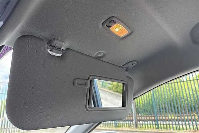 Hyundai I20 1.0 T-GDi Tech Line Hatchback 5dr Petrol DCT Euro 6 (s/s) (90 ps) Blue