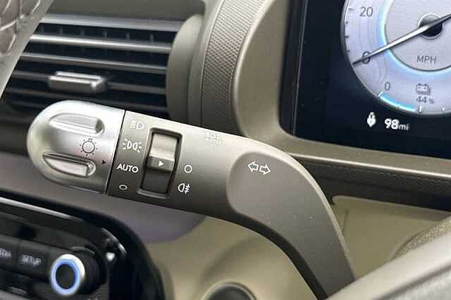 Hyundai INSTER Long Range 49kWh 02 SUV 5dr Electric Auto (115 ps) Yellow