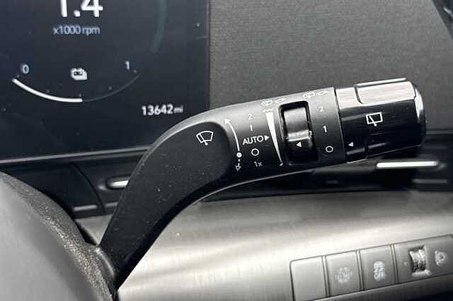 Hyundai KONA 1.6 h-GDi Ultimate SUV 5dr Petrol Hybrid DCT Euro 6 (s/s) (141 ps) Red