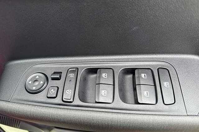 Hyundai INSTER Long Range 49kWh 02 SUV 5dr Electric Auto (115 ps)