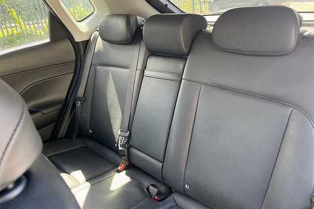 Hyundai KONA 1.0 T-GDi Ultimate SUV 5dr Petrol DCT Euro 6 (s/s) (120 ps)