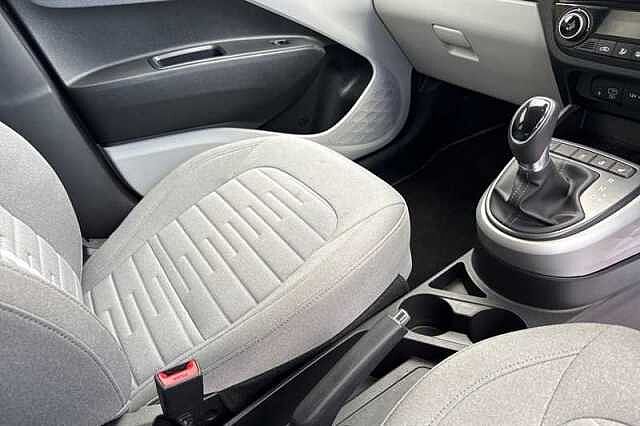 Hyundai I10 1.0 Premium Hatchback 5dr Petrol Auto Euro 6 (s/s) (63 ps)