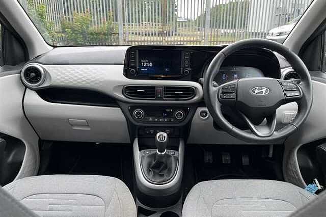 Hyundai I10 1.2 Premium Hatchback 5dr Petrol Manual Euro 6 (s/s) (79 ps)