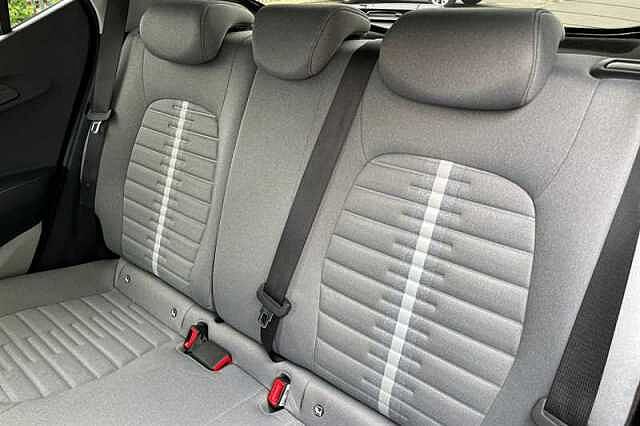 Hyundai I10 1.2 Premium Hatchback 5dr Petrol Manual Euro 6 (s/s) (79 ps)
