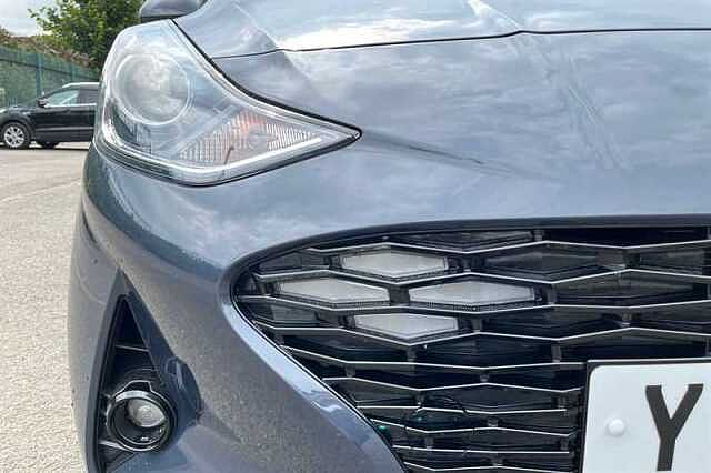 Hyundai I10 1.2 Premium Hatchback 5dr Petrol Manual Euro 6 (s/s) (79 ps)