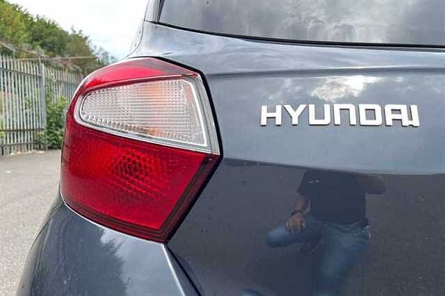 Hyundai I10 1.2 Premium Hatchback 5dr Petrol Manual Euro 6 (s/s) (79 ps)