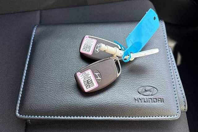 Hyundai BAYON 1.0 T-GDi Tech Line SUV 5dr Petrol DCT Euro 6 (s/s) (90 ps)