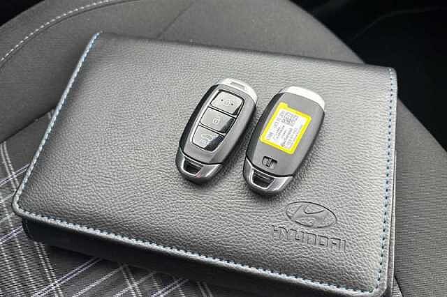 Hyundai I10 1.2 Premium Hatchback 5dr Petrol Auto Euro 6 (s/s) (79 ps)