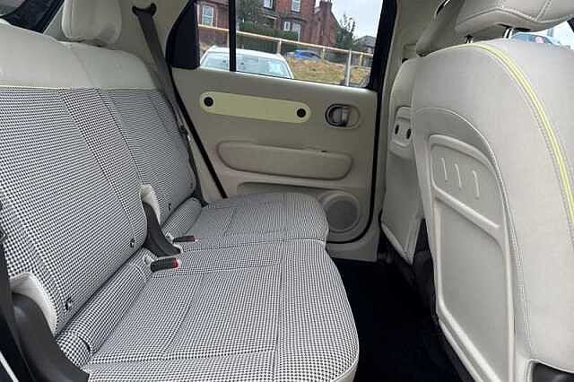 Hyundai INSTER Long Range 49kWh 02 SUV 5dr Electric Auto (115 ps)