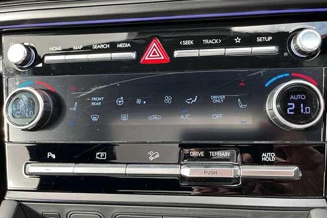 Hyundai SANTA FE 1.6T Calligraphy SUV 5dr Petrol Hybrid Auto 4WD Euro 6 (s/s) (7Seat) (239 ps)