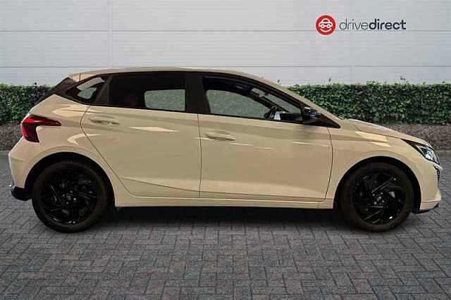 Hyundai I20 1.0 T-GDi Black Line Hatchback 5dr Petrol Manual Euro 6 (s/s) (90 ps) White