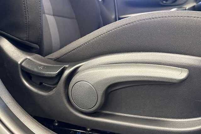 Hyundai I20 1.0 T-GDi Black Line Hatchback 5dr Petrol Manual Euro 6 (s/s) (90 ps) White