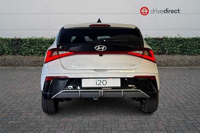 Hyundai I20 1.0 T-GDi Black Line Hatchback 5dr Petrol Manual Euro 6 (s/s) (90 ps) White